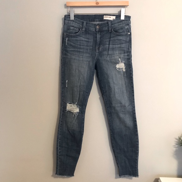 PISTOLA | 28 | skinny | distressed | stretchy - Picture 1 of 10